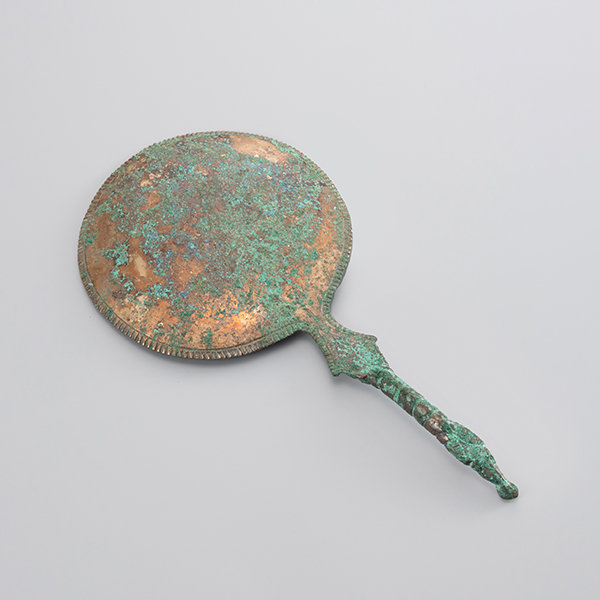 青銅製手鏡（青銅製柄鏡）